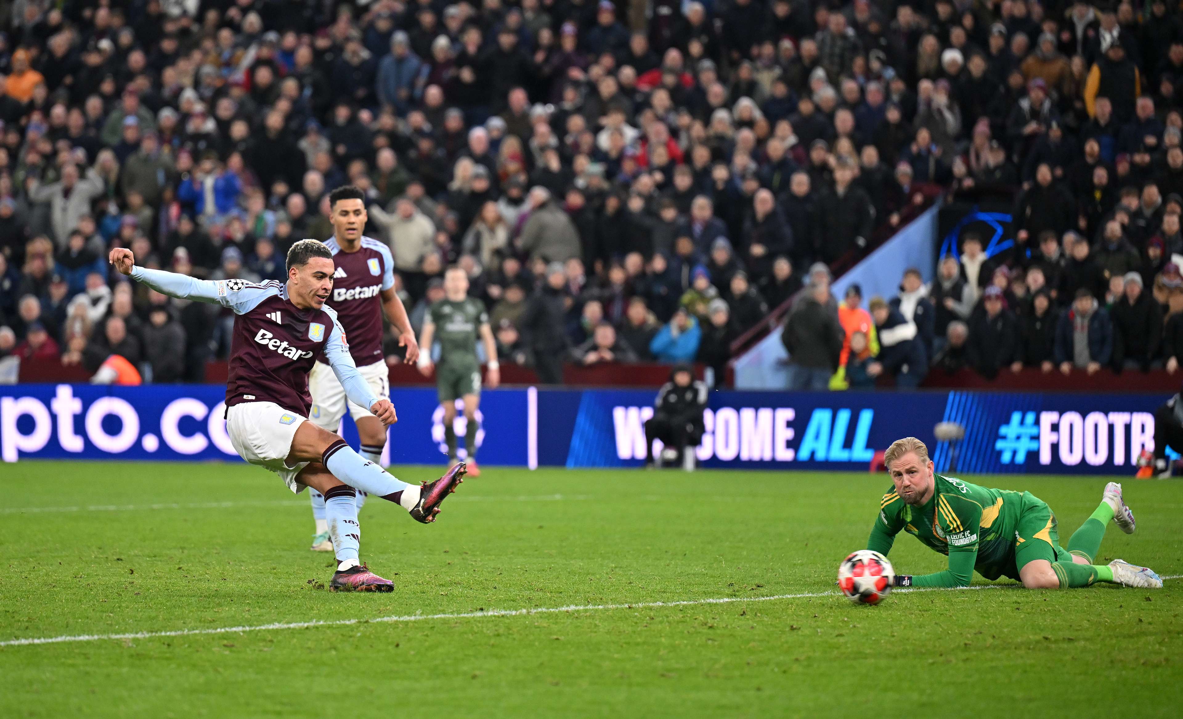 俱乐部在一 俱乐部在一